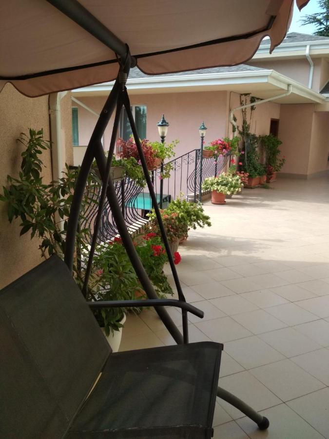 Ferienwohnung Студия В Комплексе Rozali Warna Exterior foto